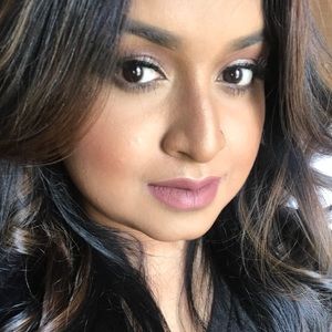 Meet your Posher, Samiha